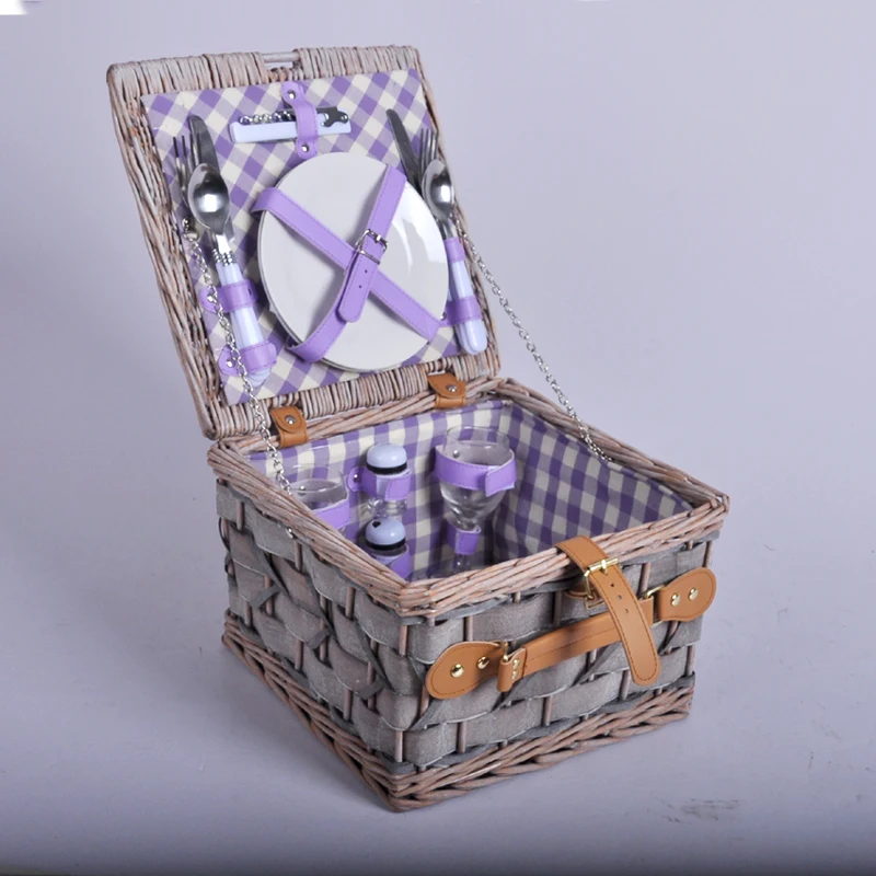 Wholesale Handmade Food Fruit And Vegetable Storage Woven Wood Wicker Willow Picnic Baskets For 4 Person