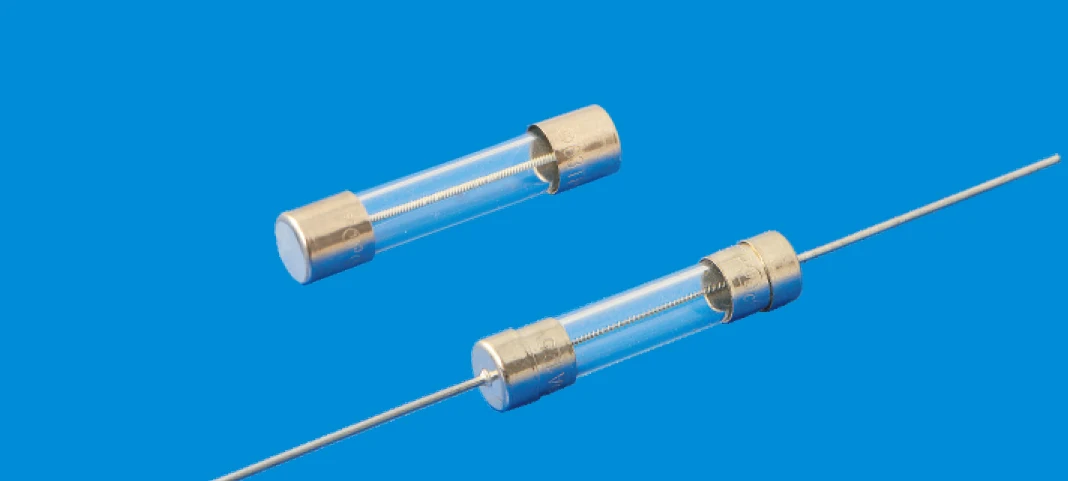 63T 63TP 50mA-30A Current protector Glass Tube High Break Slow-Acting Fuse for home appliances power socket plug circuit