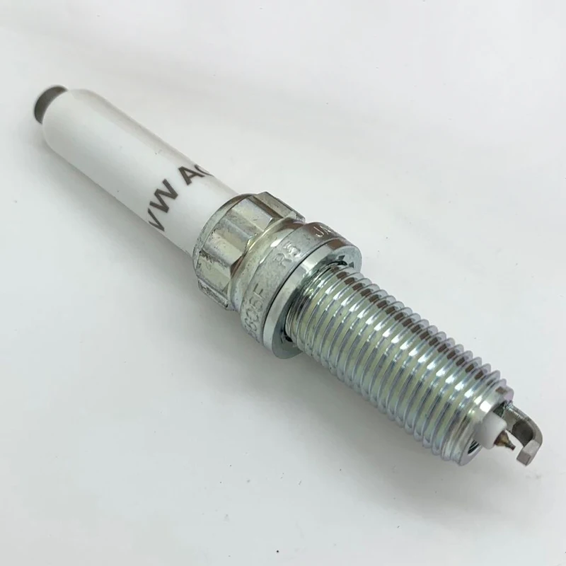 6pcs Auto Engine Spark Plugs for Audi C8/A7L 3.0T OE 06M 905 606F