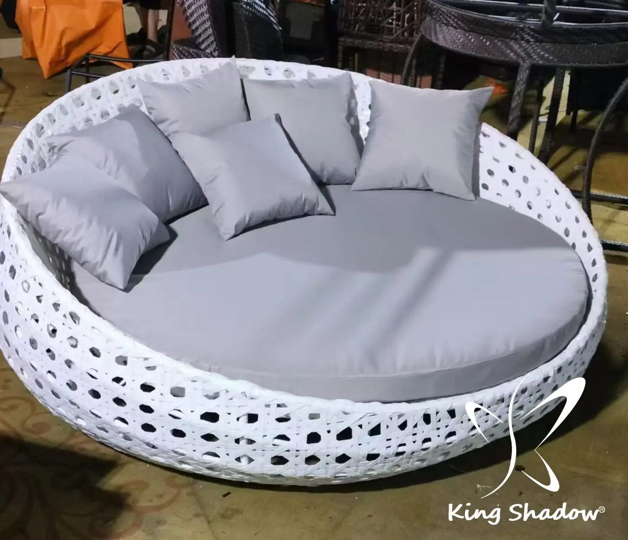 Wholesales Outdoor Rattan Furniture Set Balcony Garden Lounge Combination Sofa and Table Set