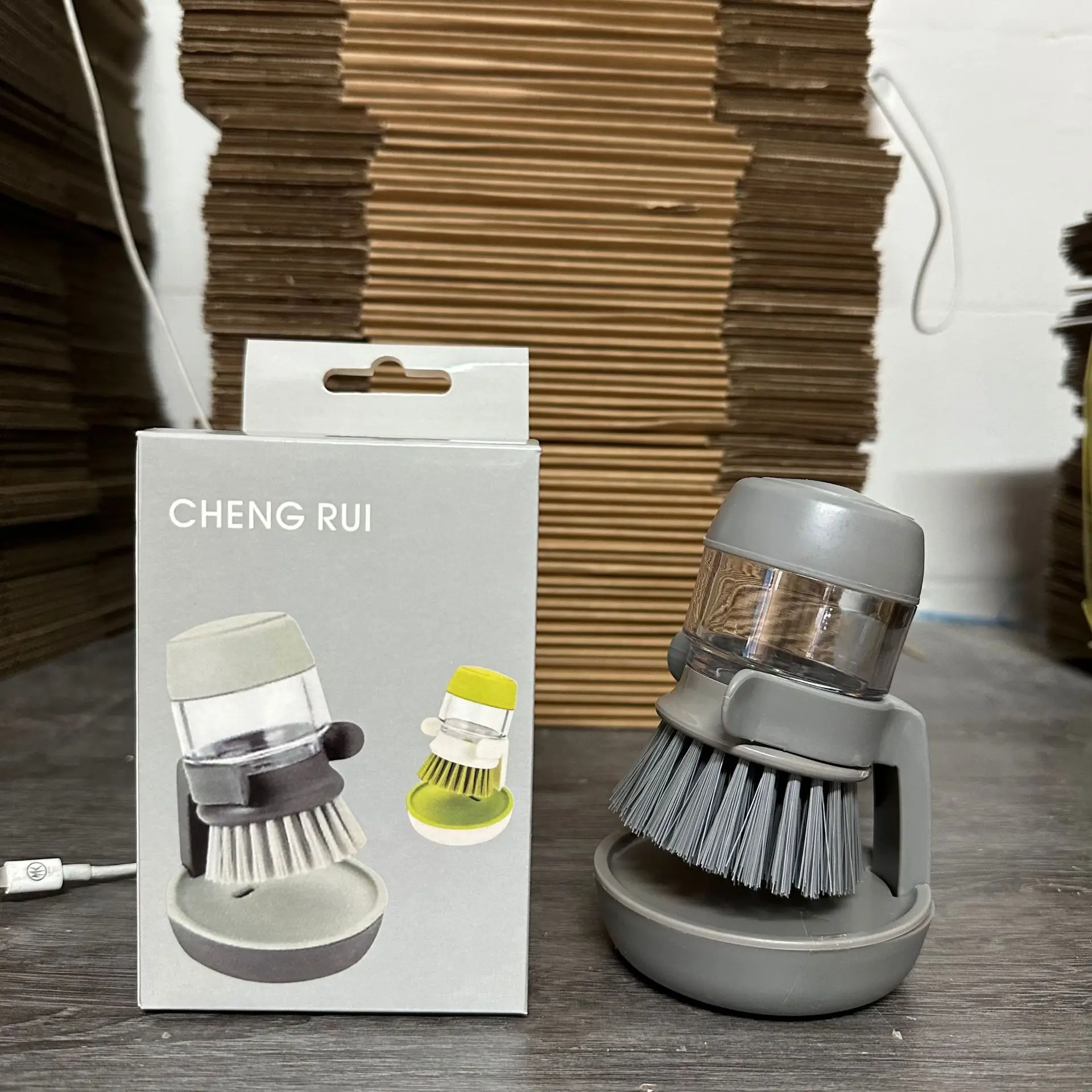 New kitchen non greasy cleaning brush automatic liquid addition brush dishwasher cleaning brush