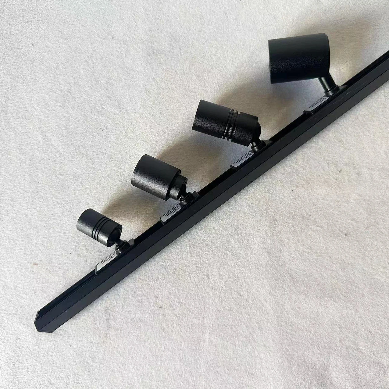 Low voltage Silver Black Gold Mini track light 12V 24V 1W spot lighting for wooden Jewelry museum display light