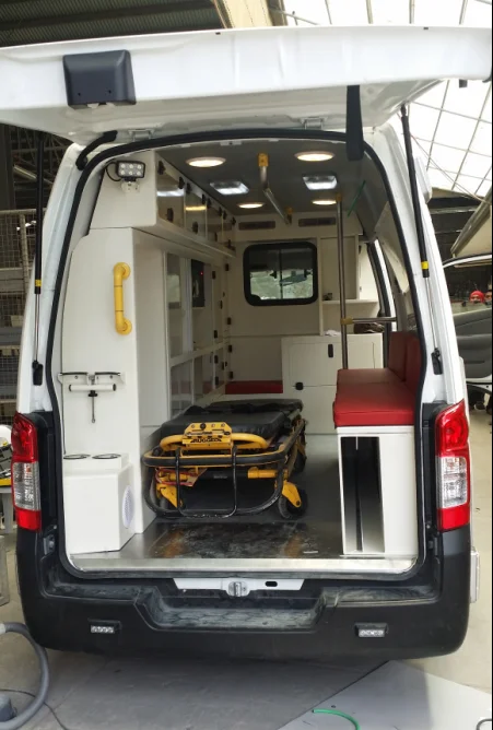 NISSAN NV350 AMBULANCE