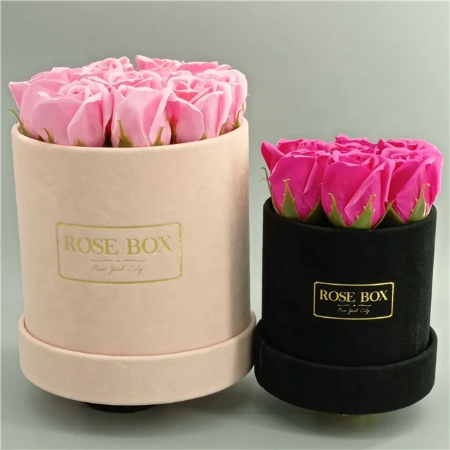 Colourful velvet custom round rose gift box