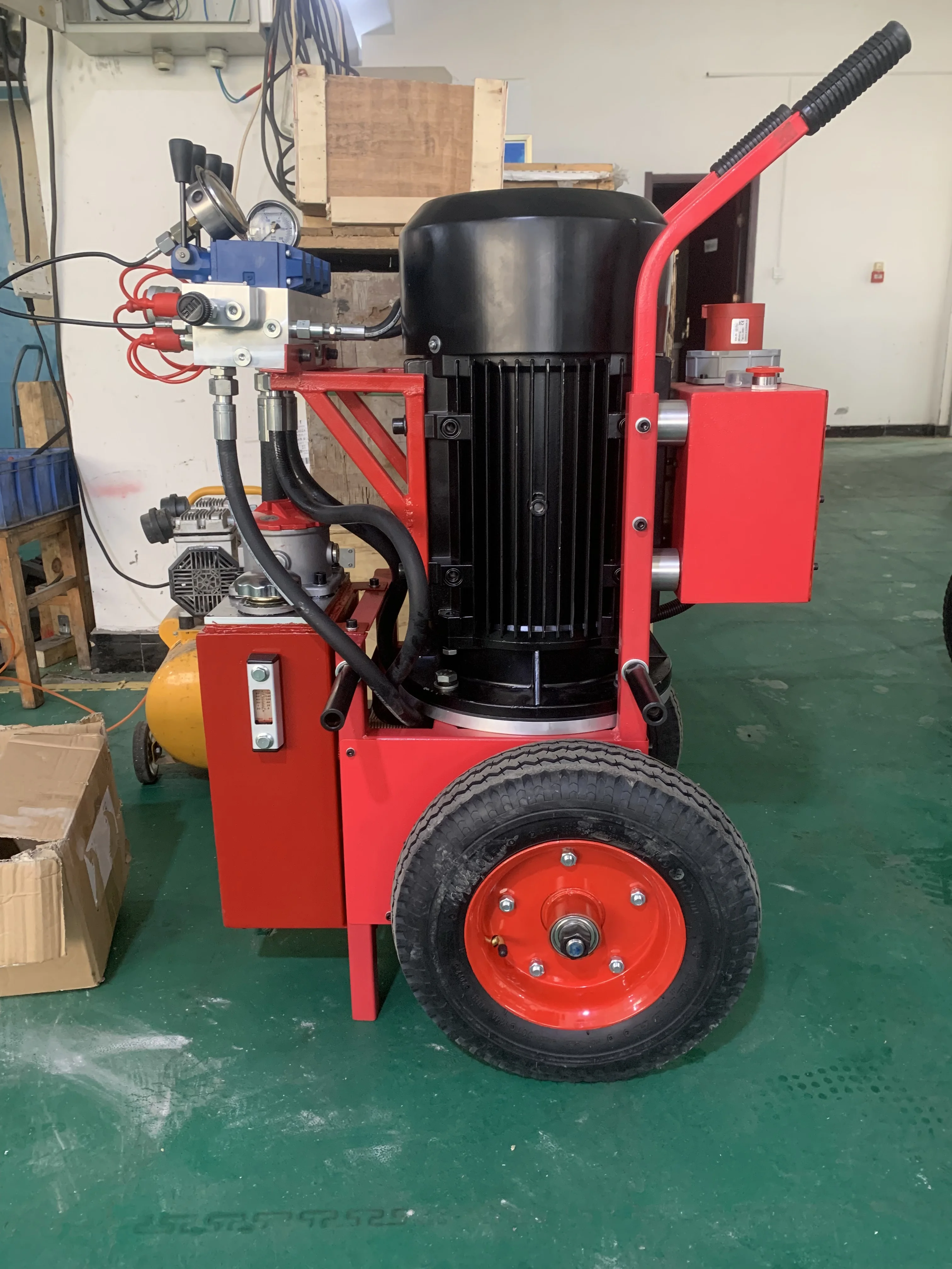 700TM Hydraulic Rock Saw Diamond Rope Saw Under Water Bridge Cutting Construction Rope Saw