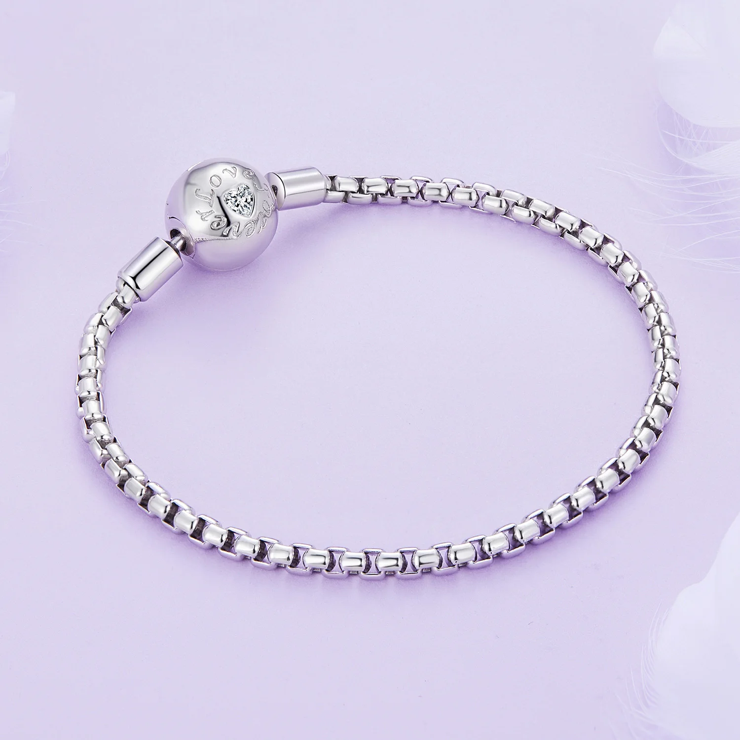 The new s925 sterling silver love infinite basic bracelet simple and personalized lettering can be worn alone beaded bracelet