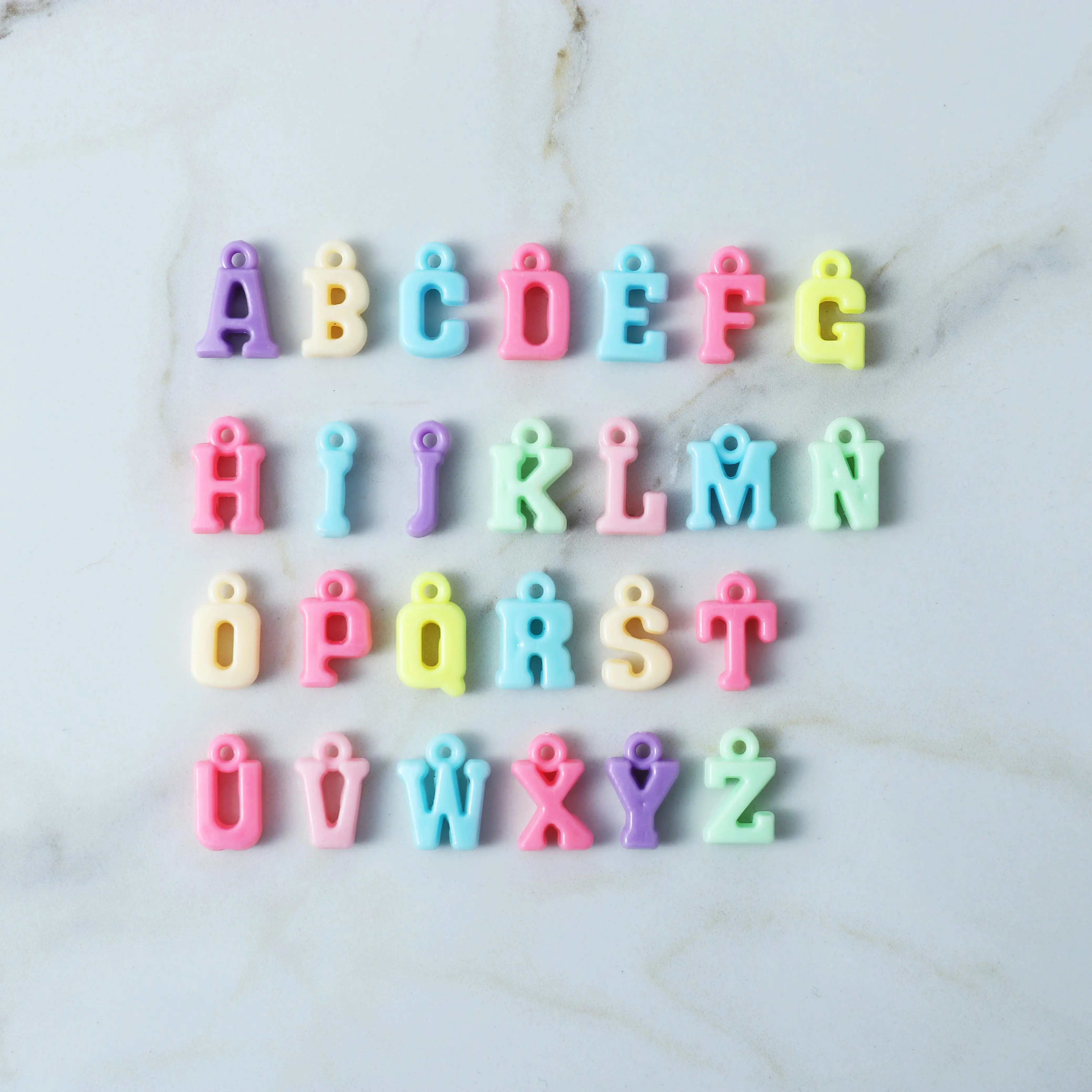 Plastic Letter 26 Alphabet Beads Wholesale Loose Jewelry Clothes Bag DIY Shoes Accessories