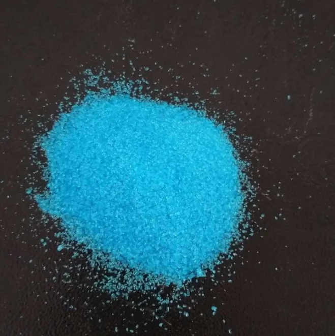 Пищевой медный сульфат безводный моногидратный порошок Cu2So4 насыпью синие кристаллы пентагидрат