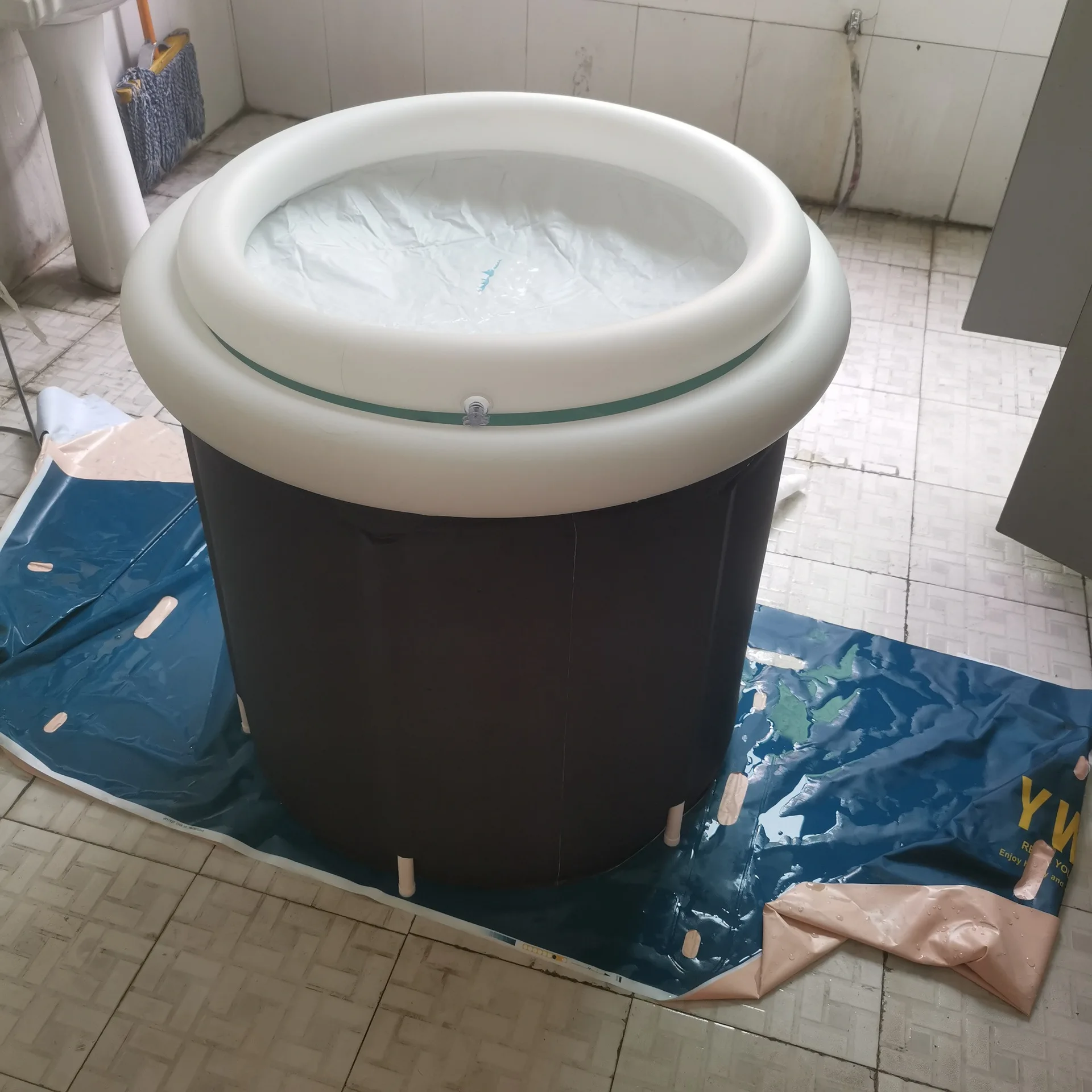 2023 New design Foldable with air ring  stainless steel structure PP material Adult Bath tub