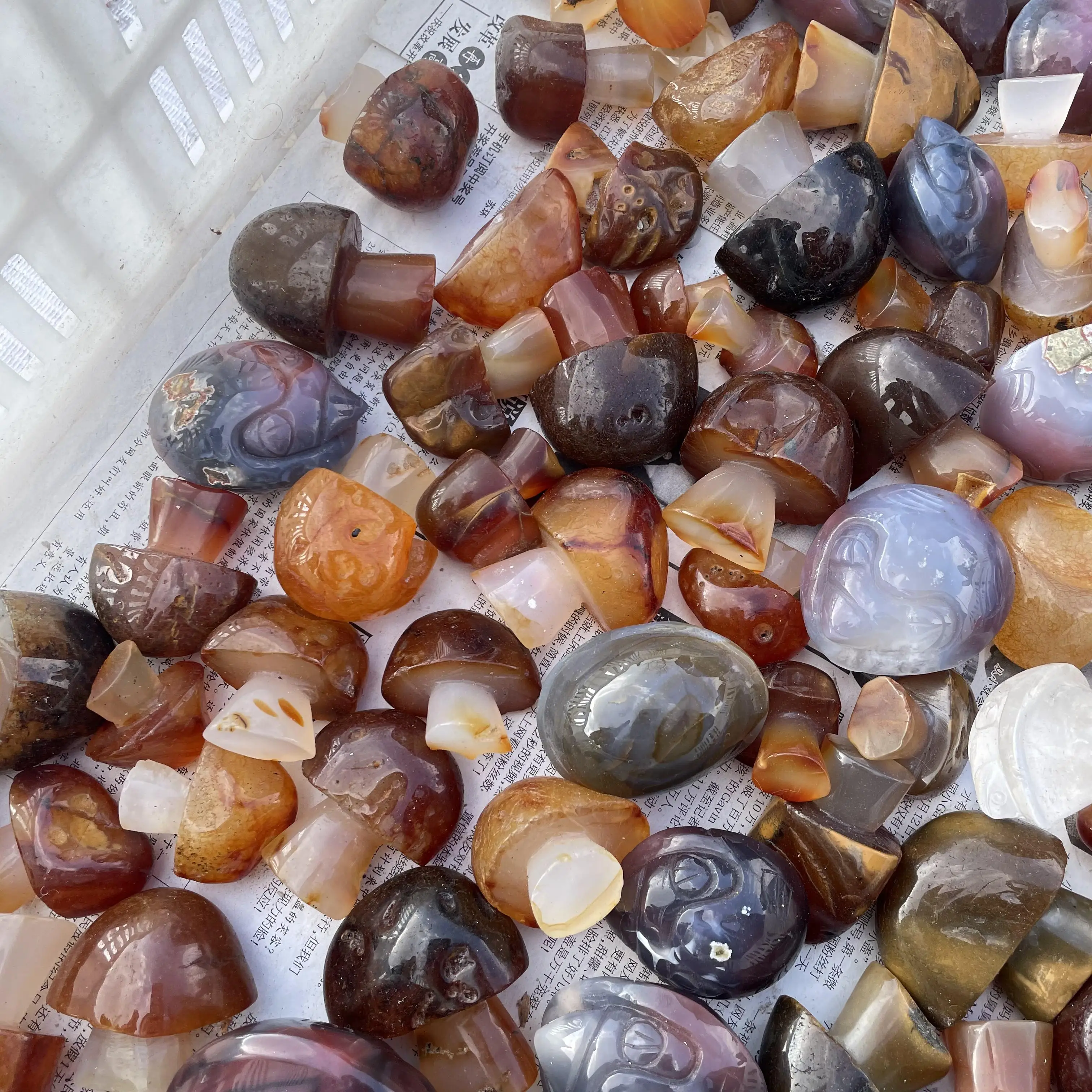 Natural crystal quartz mushroom healing stones carnelian mushroom gemstone for gifts
