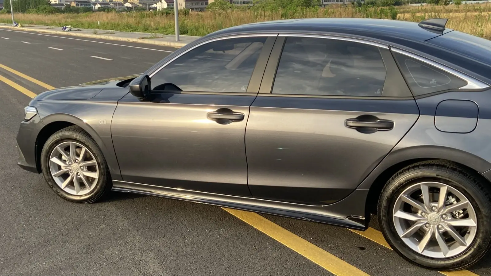 New Design ABS Plastic  Car Bumper Accessories Cover  Side Skirt For 11th Gen Honda Civic 2022 Fe