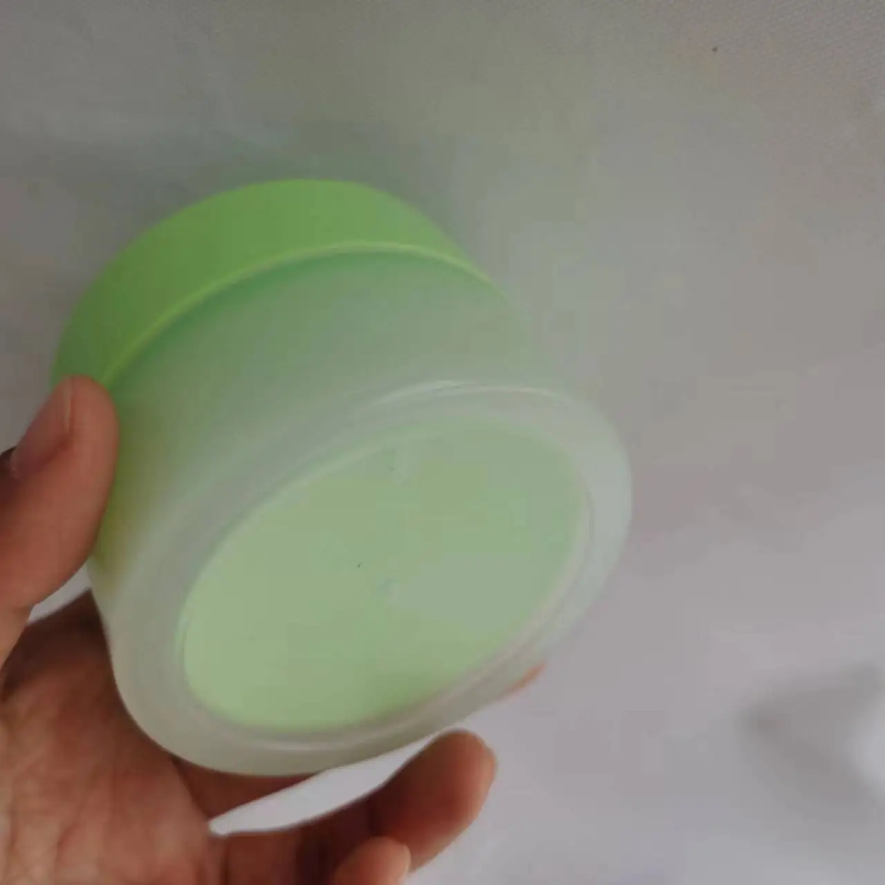 Wide mouth frosted Cosmetic Container Jars with Magnetic spoon for Scrub