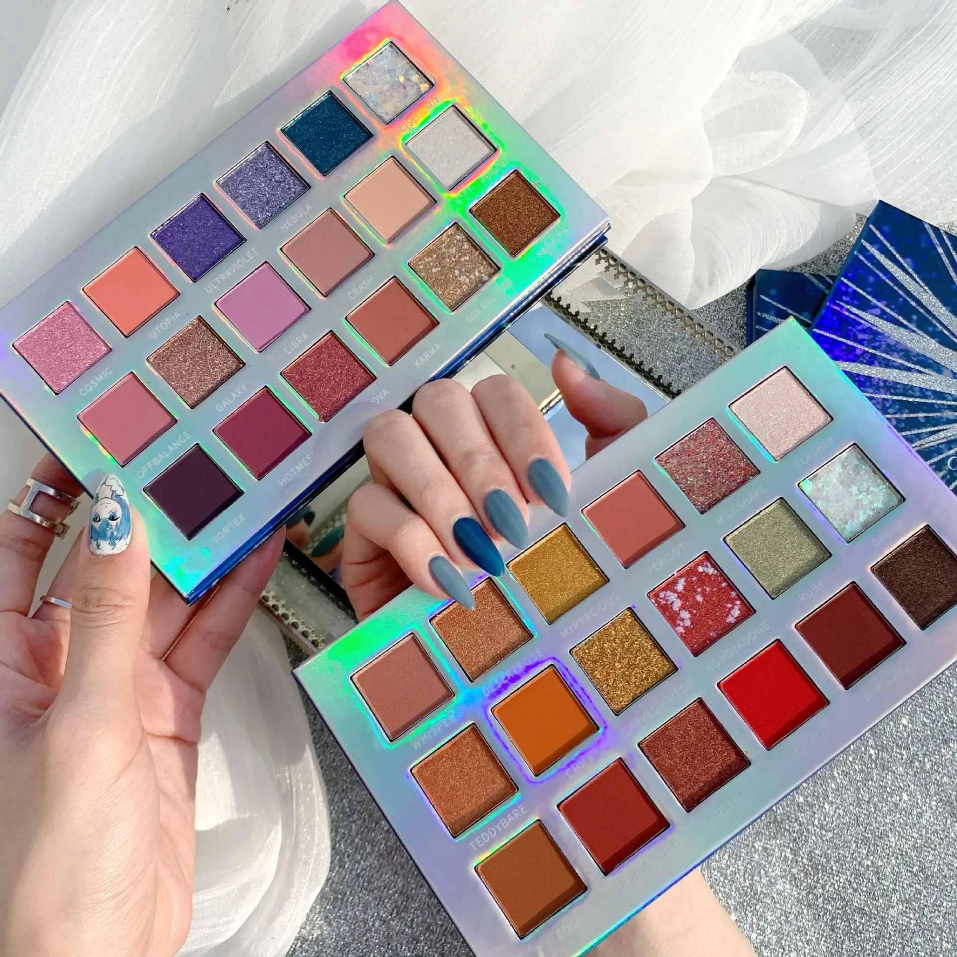 Chirstmas Halloween Custom Professional Makeup Cosmetic Christmas DIY Eye Eyeshadow Palette Eye Shadow Matte