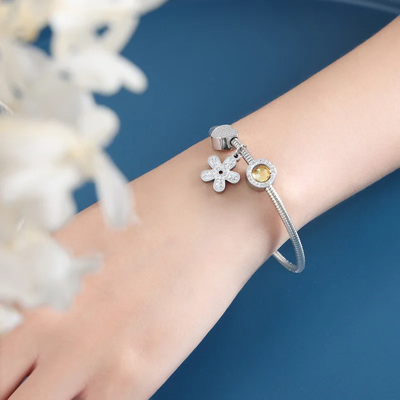 SL23110 Non Tarnish 18K Gold Plated Stainless Steel Heart Cross Flower Star Charm Crystal Zircon Bracelet Bangle For Women