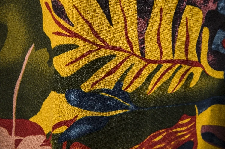 
China Factory Wholesale Eco-Friendly Flower Leaf Mens Hawaiian Beach Wear Floral Shirts For Men 