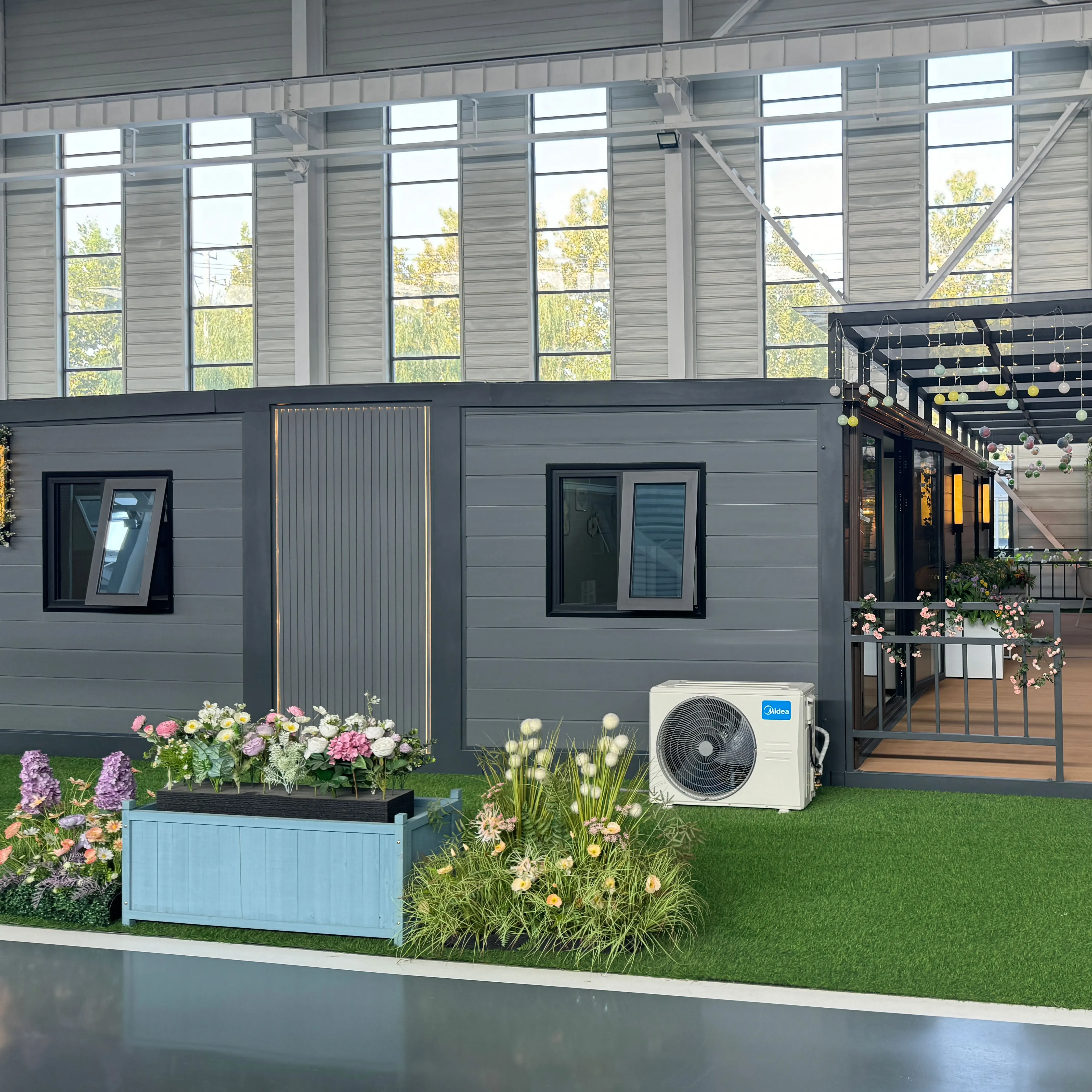 Custom Waterproof Prefab House 20ft 30ft 40ft Quick Installation Expandable Container House