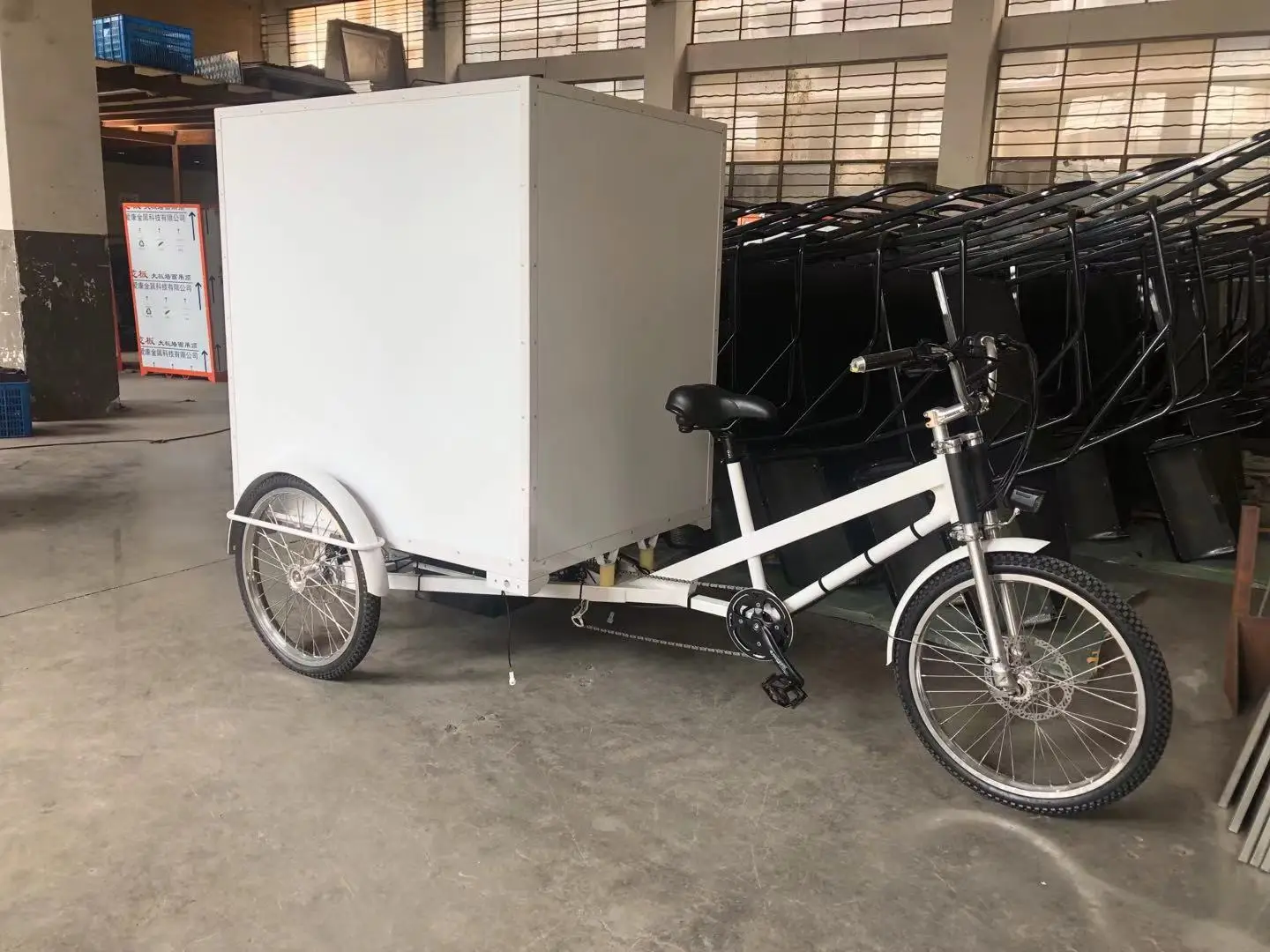 Wholesale Heavy Load 300kgs 3 Wheel Cargo Tricycles High Quality Delivery Cargo Tricycle Fast Delivery Electric Cargo Vehicle