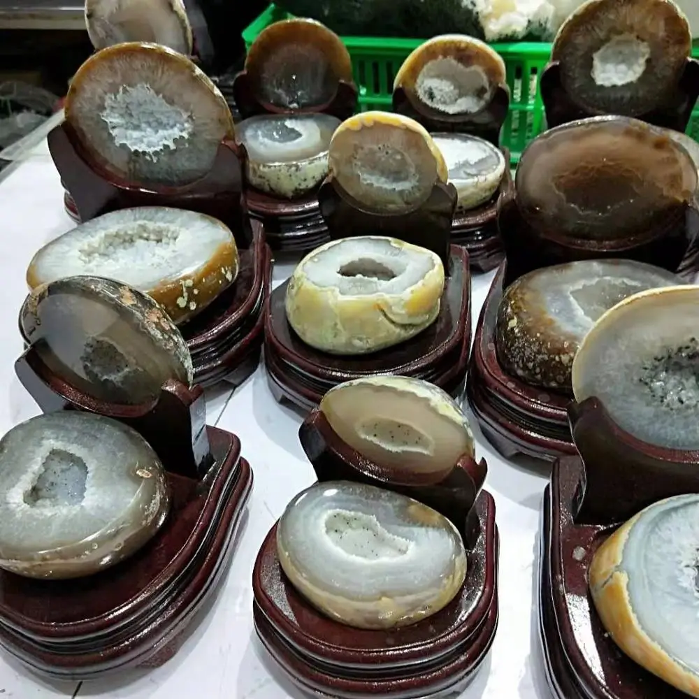 Wholesale Natural Beautiful Agate Carve Crystal Geodes Agate Cornucopia