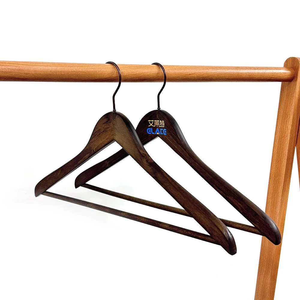 Assessed Supplier Wholesale Wooden Coat Hangers Hangers for Cloths Clothes Hangers Manufacture