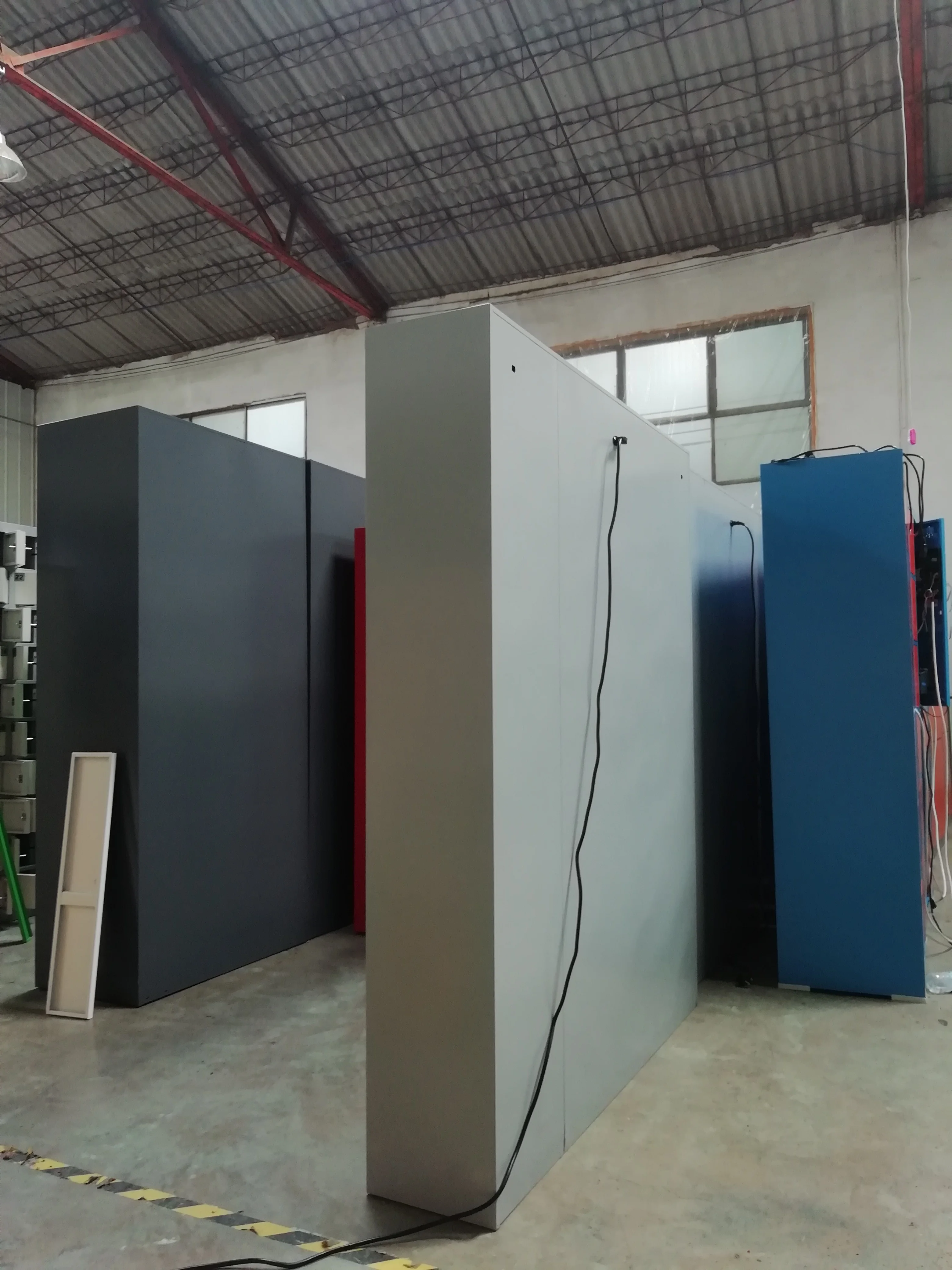 60 door Steel  Storage Locker  Mobile Charging Locker  phone charging locker with Face Recognition System