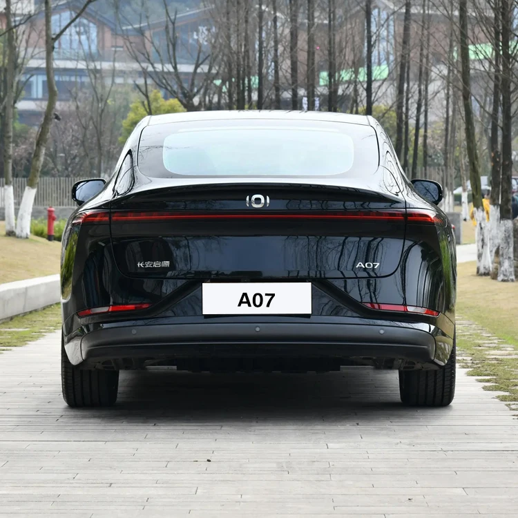 Новый энергетический автомобиль из Китая changan qiyuan A07 большой седан гибридный Электрический внедорожник с левым рулем Qiyuan
