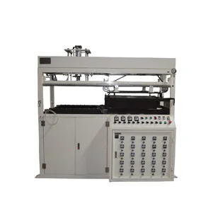 Полуавтоматическая пластиковая вакуумная формовочная машина