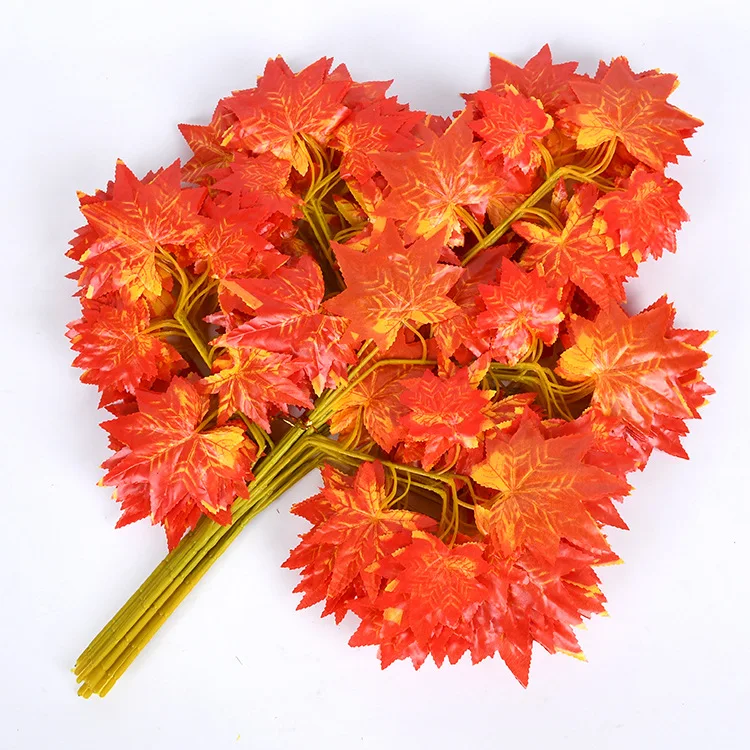 Wholesale Artificial Simulated Ginkgo Leaves Banyan Leaves Golden Silver Green Fake Branches Photography Props Home Decoration