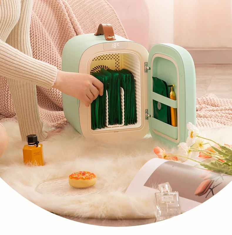 
2021 new arrival 5L mini fridge green cosmetics for beauty home refrigerator 