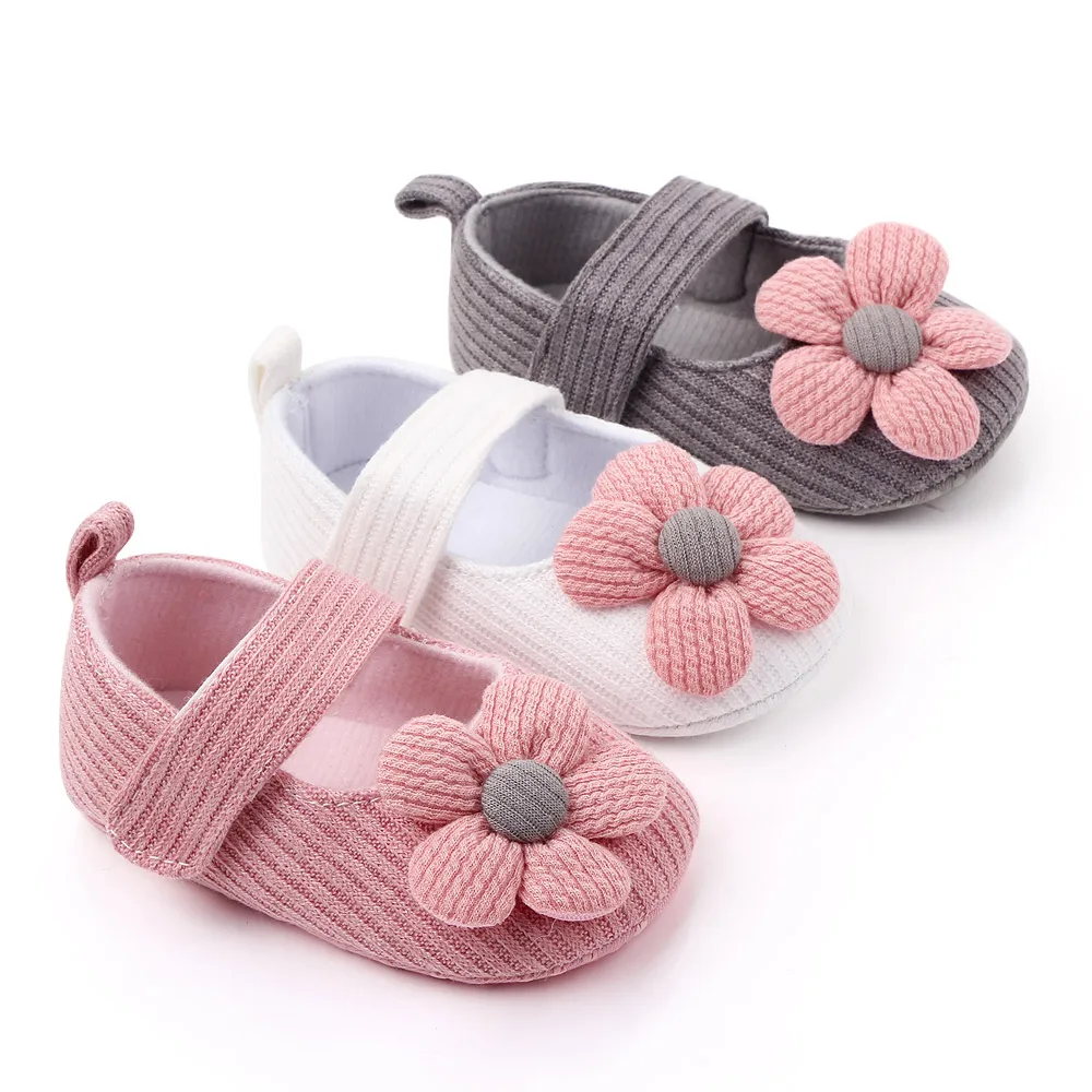 
Spring and autumn 0-1-year-old princess wool flower baby shoes soft soled non slip walking shoes 