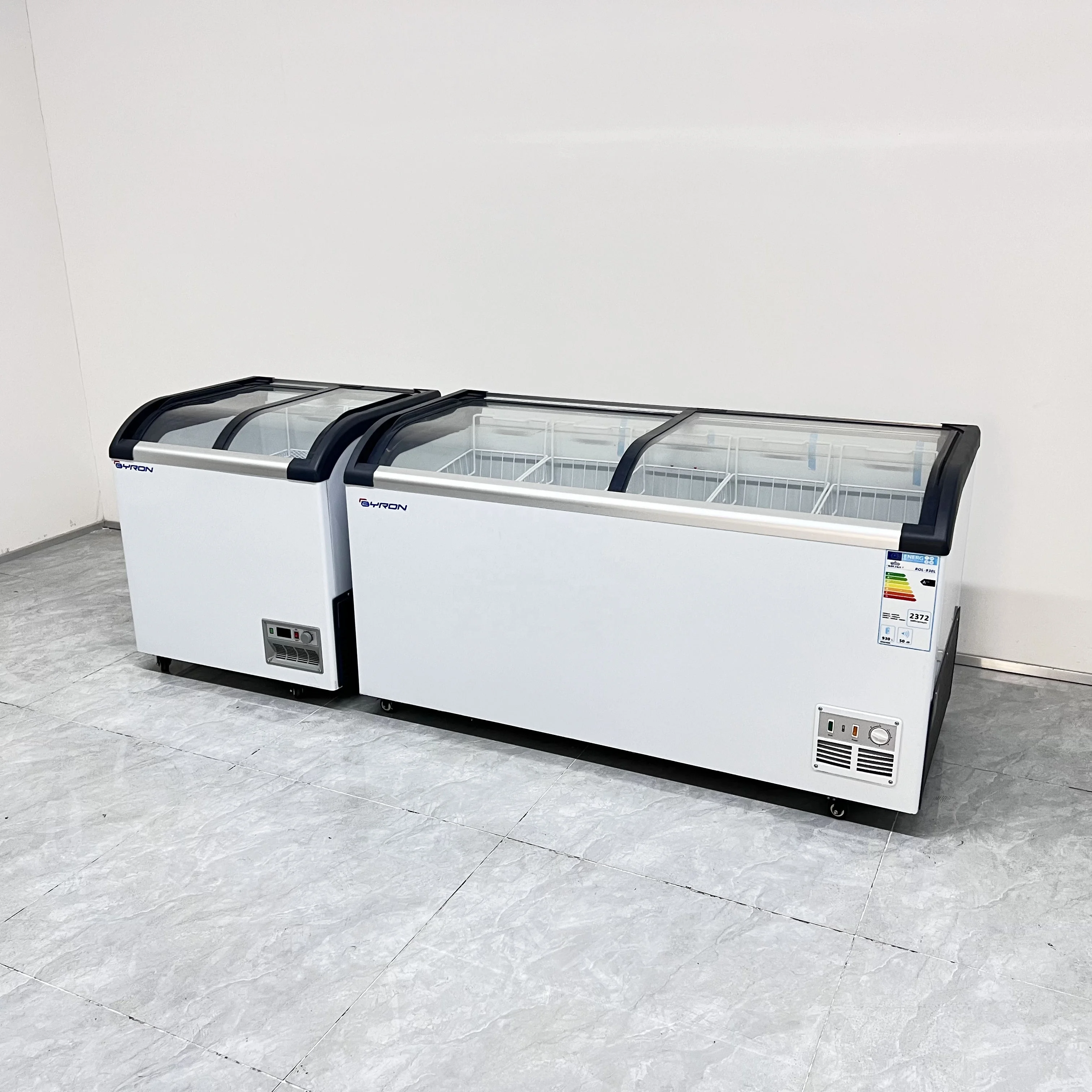 Professional Manufacture Nice Price Supermarket Commercial Silding Glass Door Ice Cream Chest Freezer Fridge Refrigerator