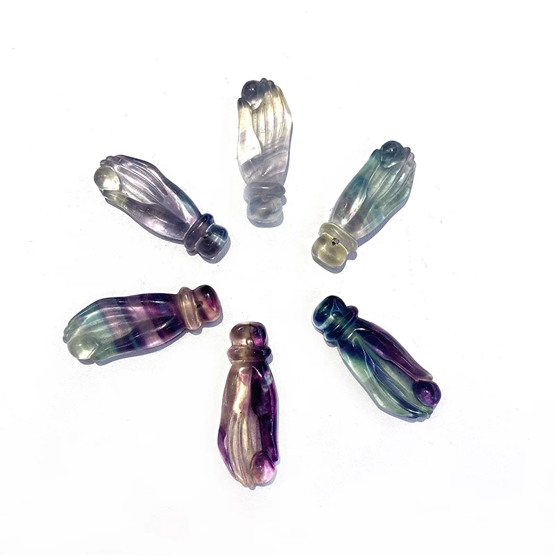 Natural Healing Crystal Carved Hand Shape fluorite Pendant Iridescent fluorite Charm For Necklace Jewelry Making
