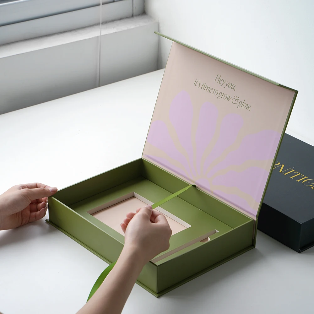 Wholesale Custom Packaging Boxes Paperboard Notebook Green Black Magnetic Gift Box with Ribbon