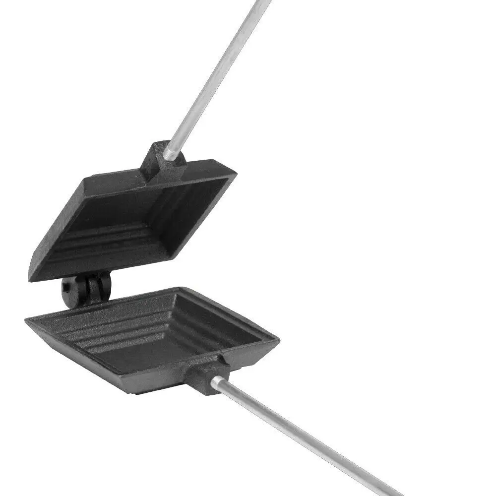 Factory wholesale Cast Iron Jaffle Iron Sandwich Waffle Pie Maker with Long Wood Handle Outdoor Bakeware Camp Cooker