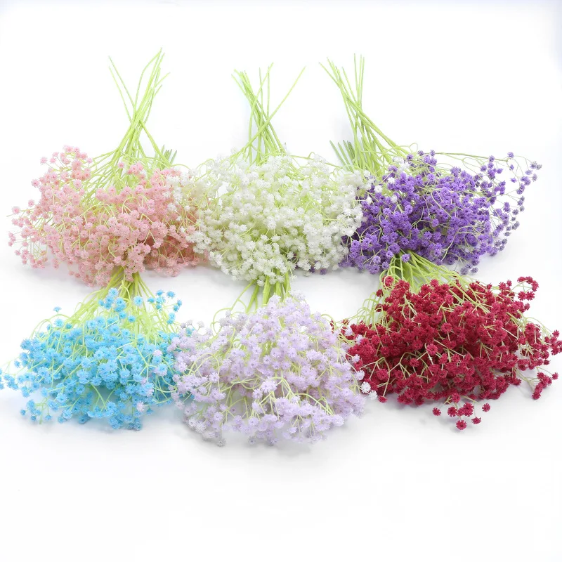 Simulated wedding decoration of brides holding bouquets of plastic soft glue feel full of stars imitating real flowers
