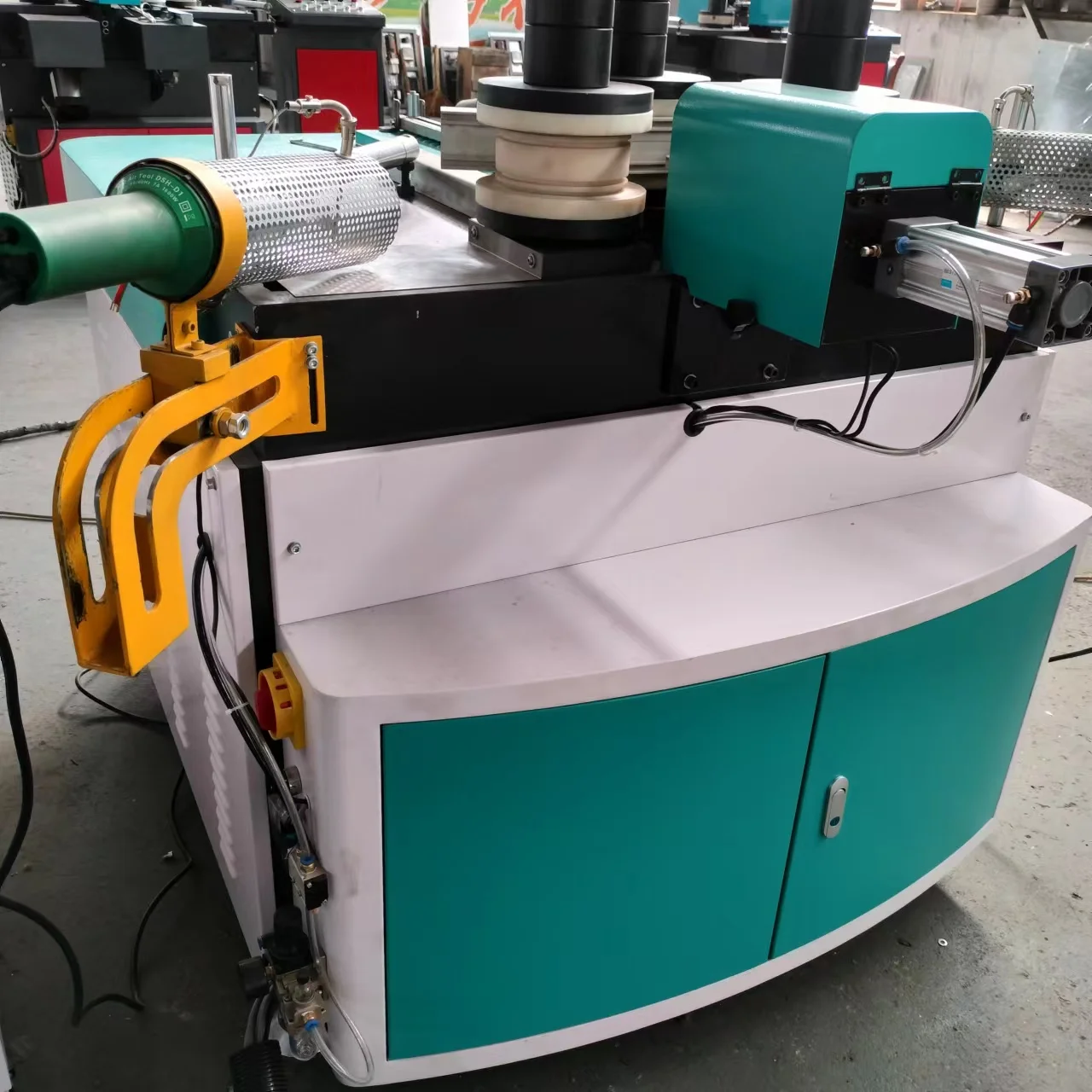 Popular Design Good Quality pvc window door bending machine