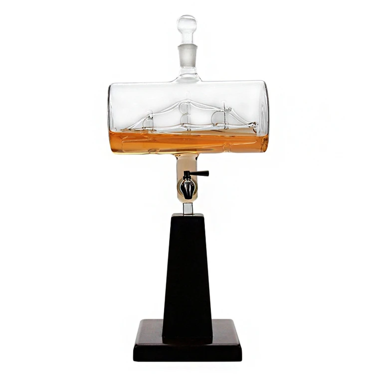 Top selling Handmade 1000ML Glass barrel Whiskey wine Decanter whiskey set with whiskey glasses whisky cup