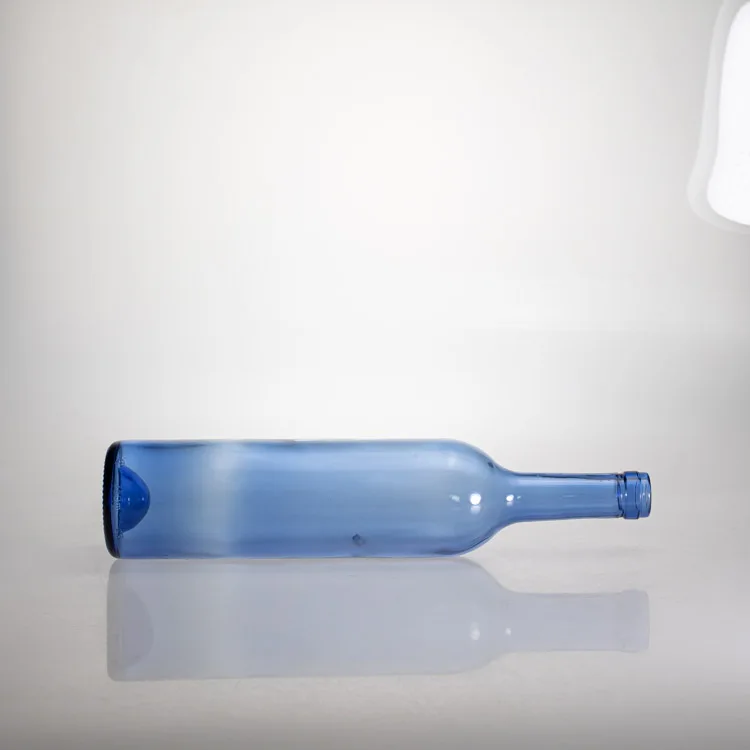 Factory Custom 750ml Glass Wine Bottle Matte Green Bordeaux Wine Bottles