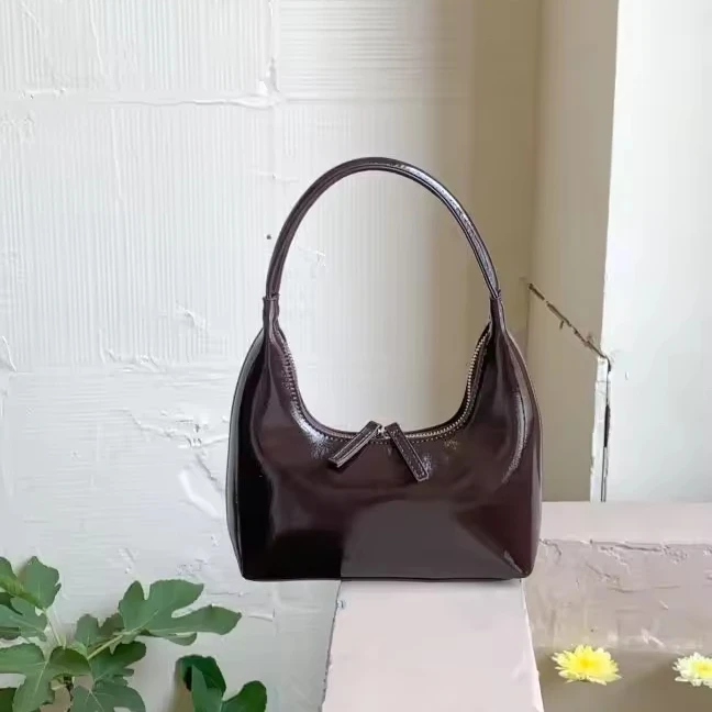 OEM 2024 Female Handbag PU Leather Temperament Fashion Chic Women Mini Hand Bags Trend Classy Simple Small Square Handbag