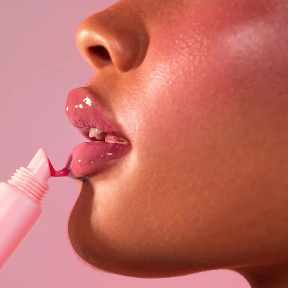 New Arrival 2-in-1 Non-sticky Lip Care and Lipgloss Juicy Mirror-shine Finish Makeup Lip Gloss Balm Soft Tubes Balm Lip Gloss