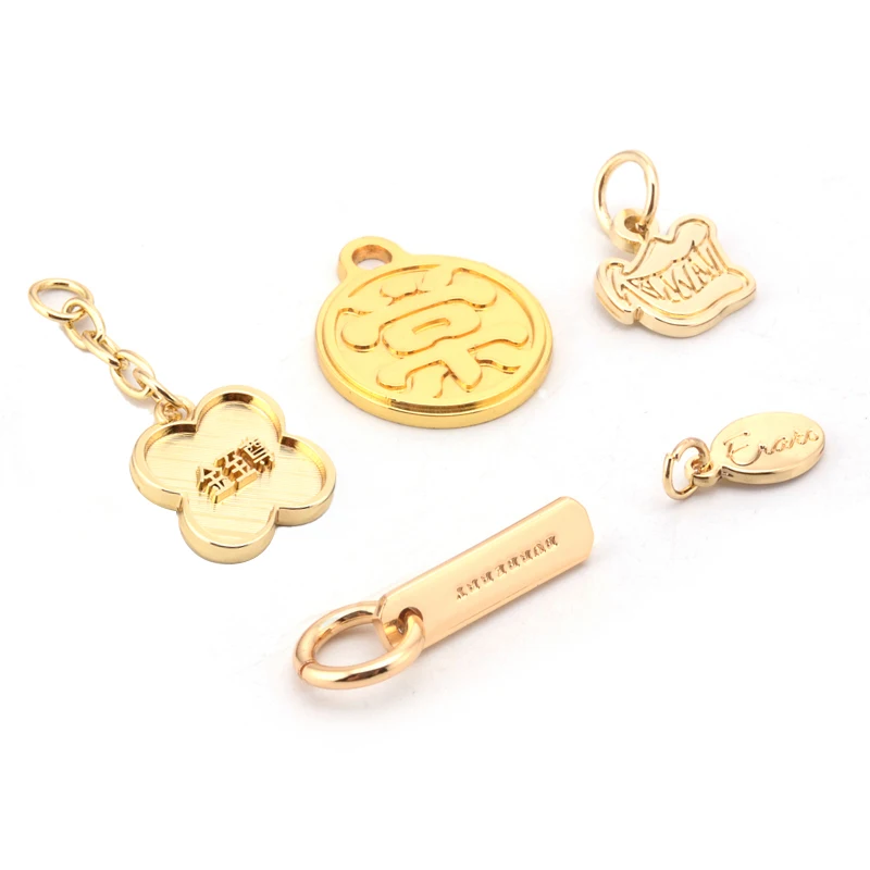 
 Этикетка с логотипом на заказ с гравировкой букв, небольшая металлическая бирка для ювелирных изделий/сумки/одежды  