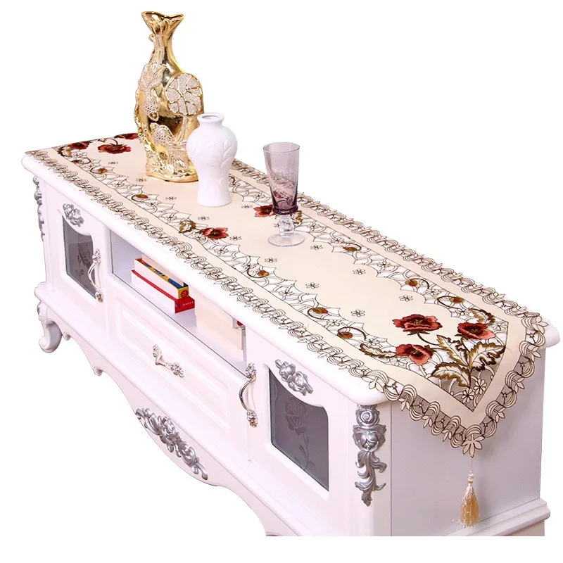 Wholesale Embroidery Table Runner Nordic Wedding Table Runner Party Use