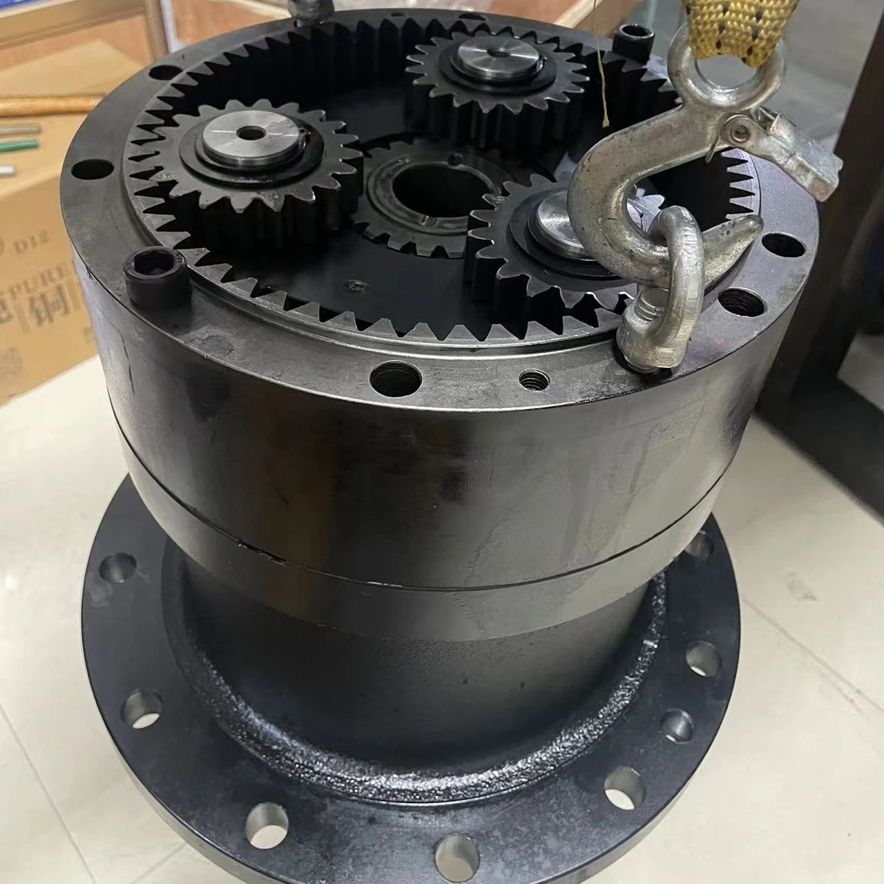Kobelco Excavator swing gearbox motor assy reducer Rotary motor tooth box Slewing motor gears for Kobelco SK200-6
