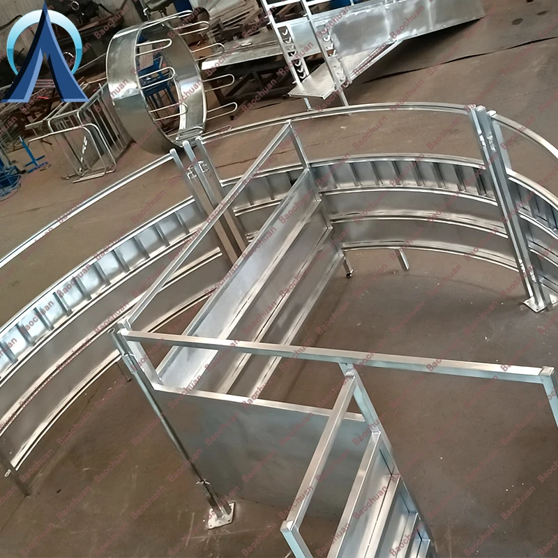 Galvanized Steel Livestock Crowding Tubs Semi-Circular Forcing Yard System For Livestock Management