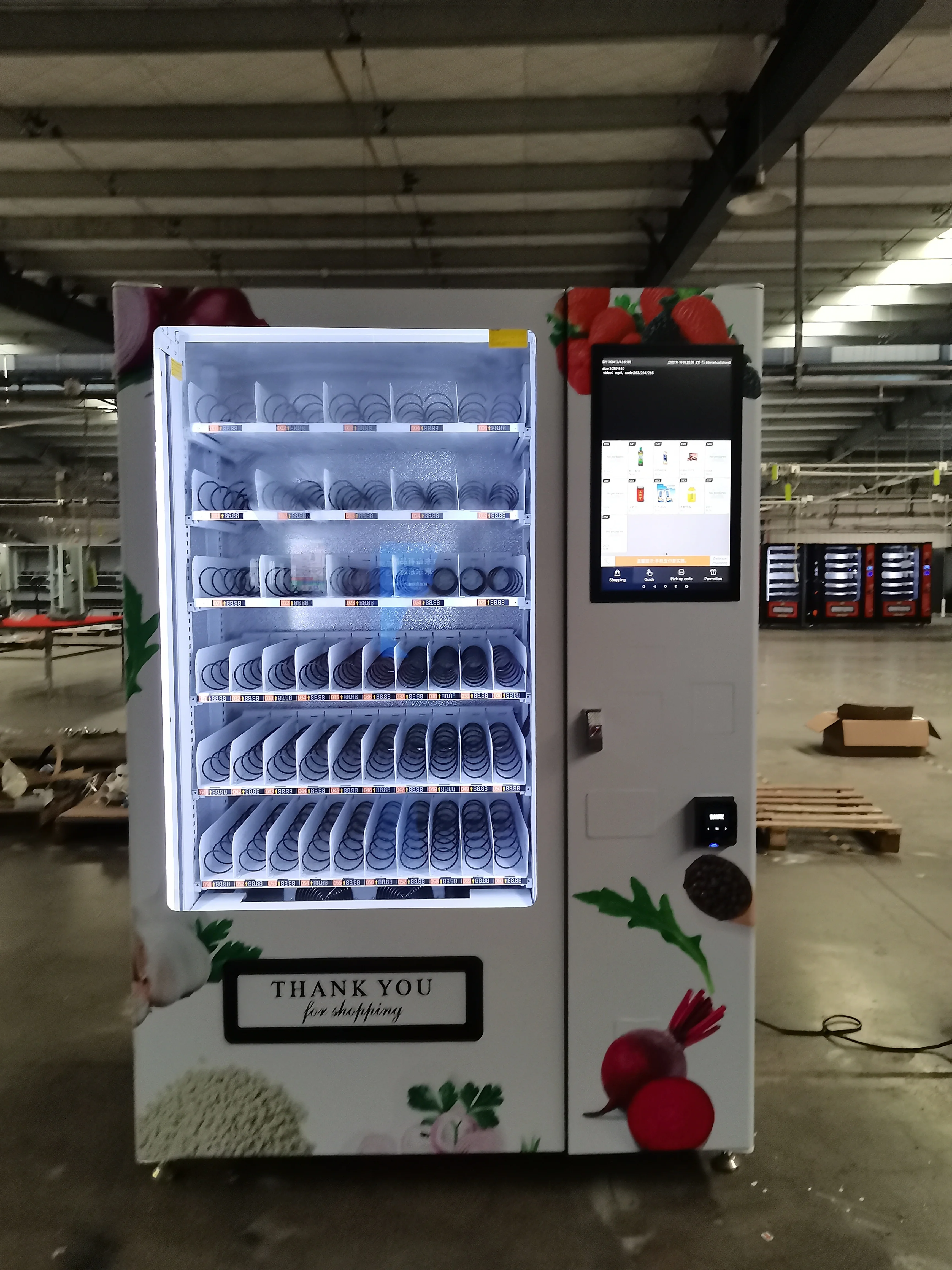 Touch Screen Nut Vending Machine for Food and Drinks Accept Qr Code Payment
