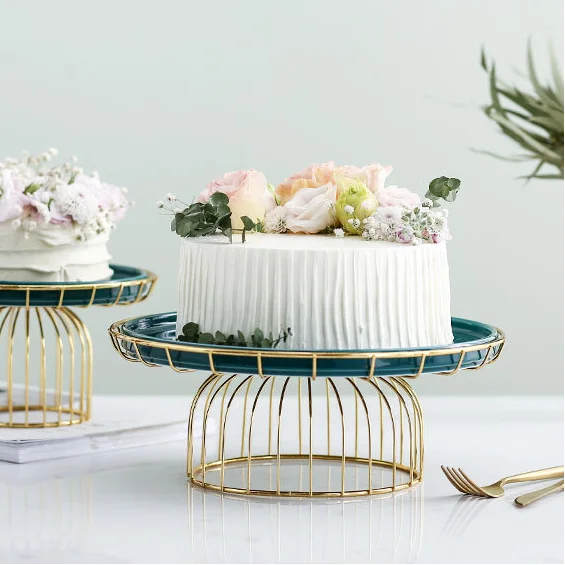 European Luxury Ceramic Fruit Cake Plate Tray Classical Display Decoration Snacks Cupcake Stand Holder