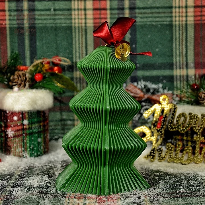 15cm*10cm  Custom New Design 3D Cone Shape Folding Christmas Tree Shaped Aromatherapy Scented Candles For Decorations