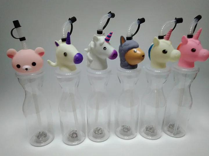 Wholesale Flashing Cartoon Led Straw Bottle Plastic Led Flashing Cup With Lid And Straw