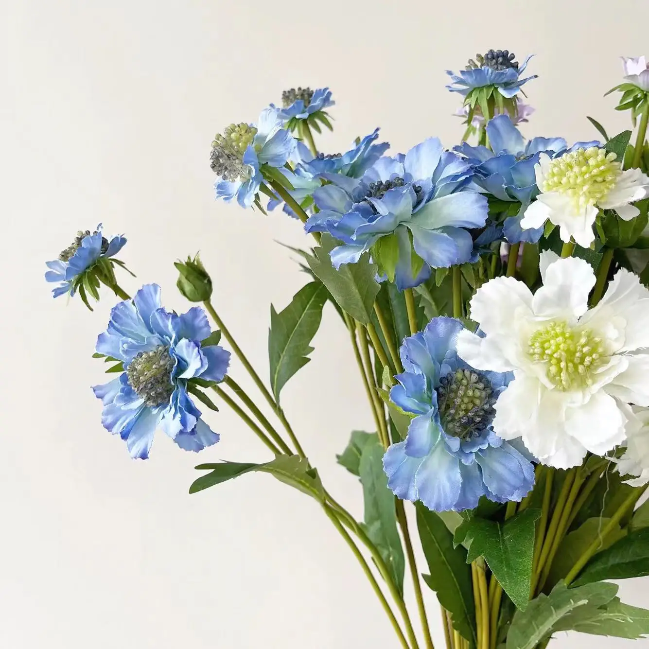 57cm Hot Sell Manufacturer Wheel Chrysanthemum Wholesale High Quality Landscaping Artificial Flowers Decor Wheel Chrysanthemum