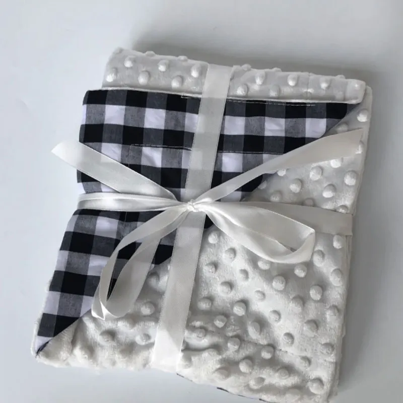 
New customized cotton baby peas blanket soft all-season universal baby dot blanket 