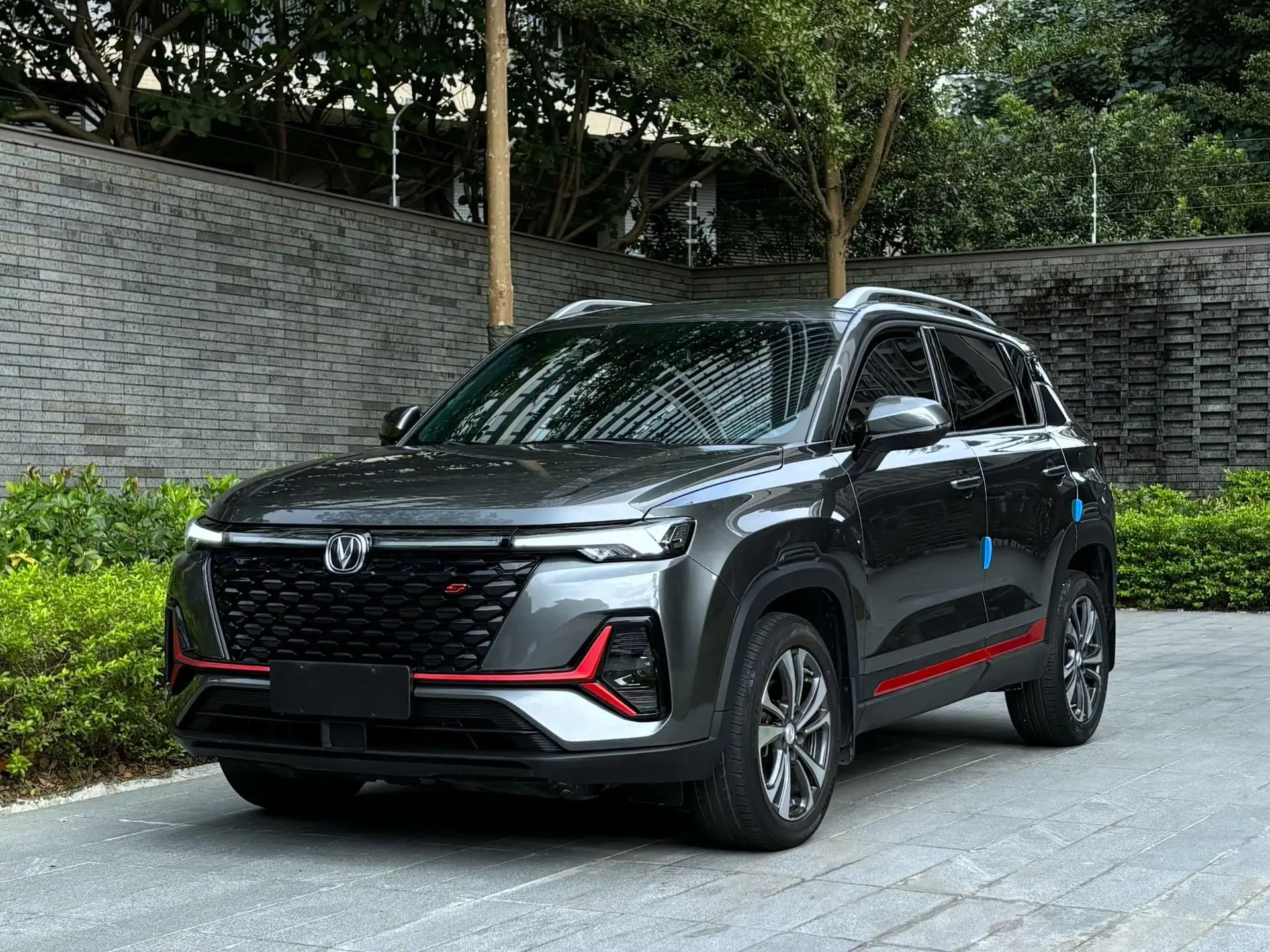Дешевая цена 5 дверей мест бензиновые автомобили внедорожник Changan CS35 Plus для продажи